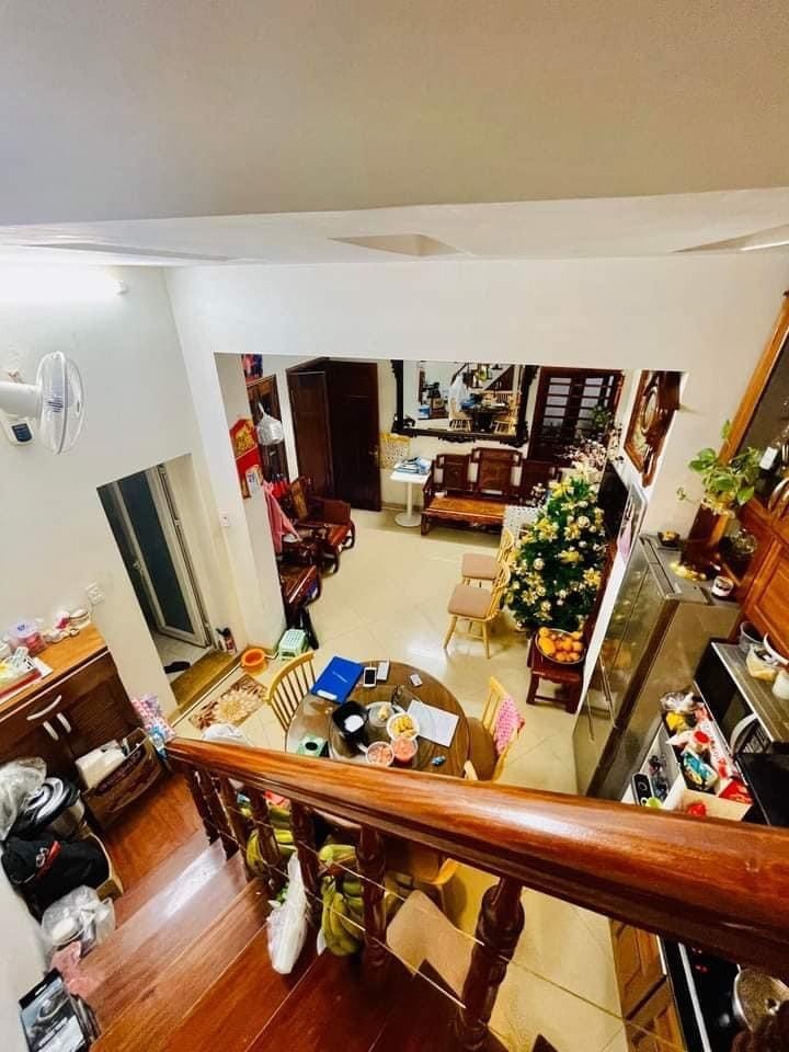 BÁN NHÀ TÔN ĐỨC THẮNG, 34m2x 4T, MT4m, Ô TÔ ĐỖ CỔNG, LÔ GÓC, KINH DOANH, CHỈ HƠN 3 TỶ