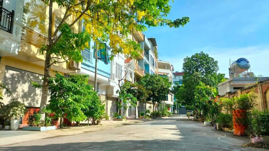 PHÂN LÔ Ô TÔ MẬU LƯƠNG CỰC NGON BỔ RẺ 40M2 - 5,7 tỷ THOÁNG VĨNH VIỄN SỔ NÉT CĂNG.