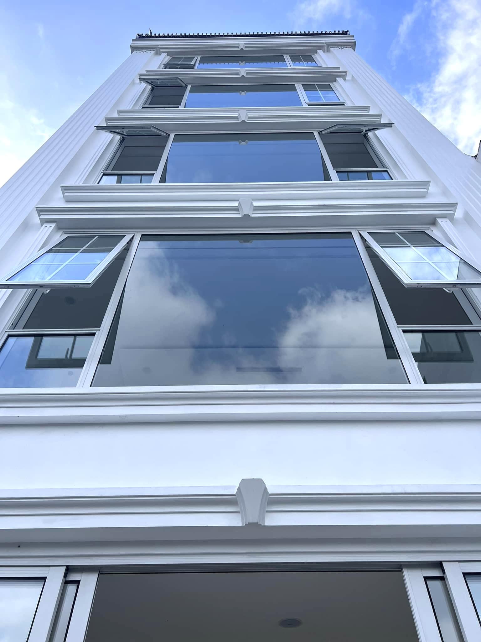 BÁN NHÀ MẶT PHỐ THÁI HÀ, NGUYỄN VĂN TUYẾT, ĐỐNG ĐA, KINH DOANH,89M2 x 6T, MT 6M, 32 TỶ