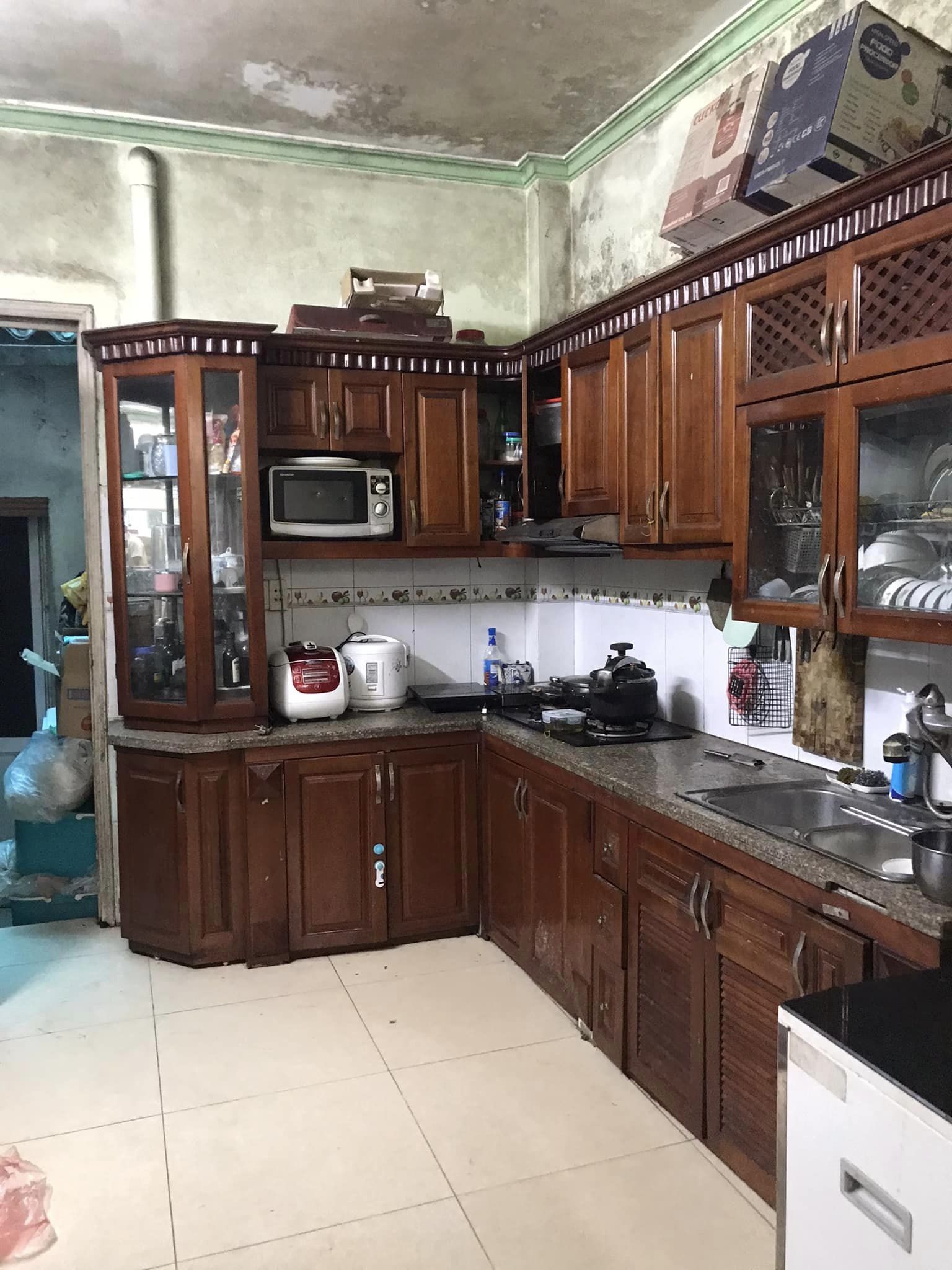 Bán nhà 4 tầng phố Âu Cơ - Tây Hồ dt 46m2 giá 4.6 tỷ