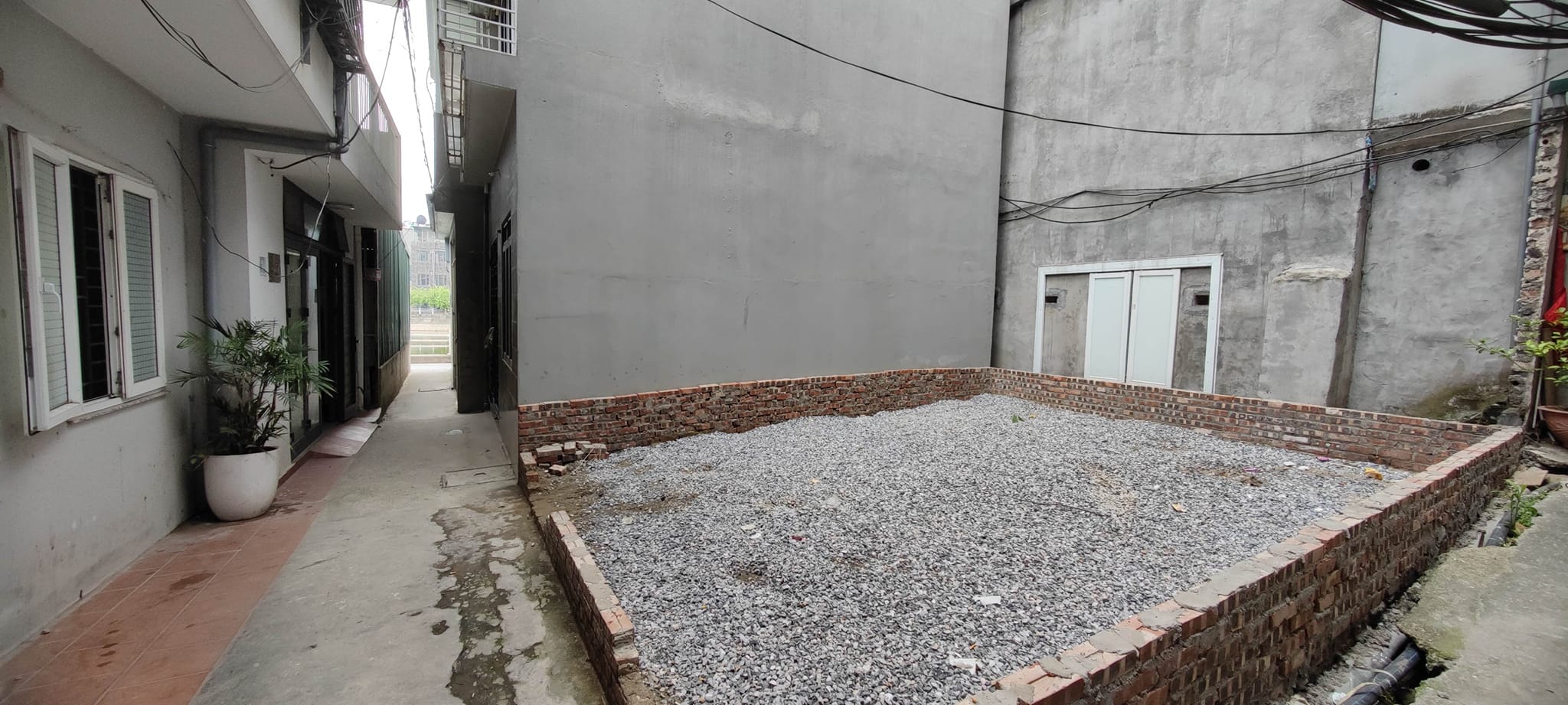 Bán 33m x 5m đất Ngọc Lâm, 1 bước ra oto, hồ tai trâu giá cực đẹp chỉ 2,x tỷ TL.