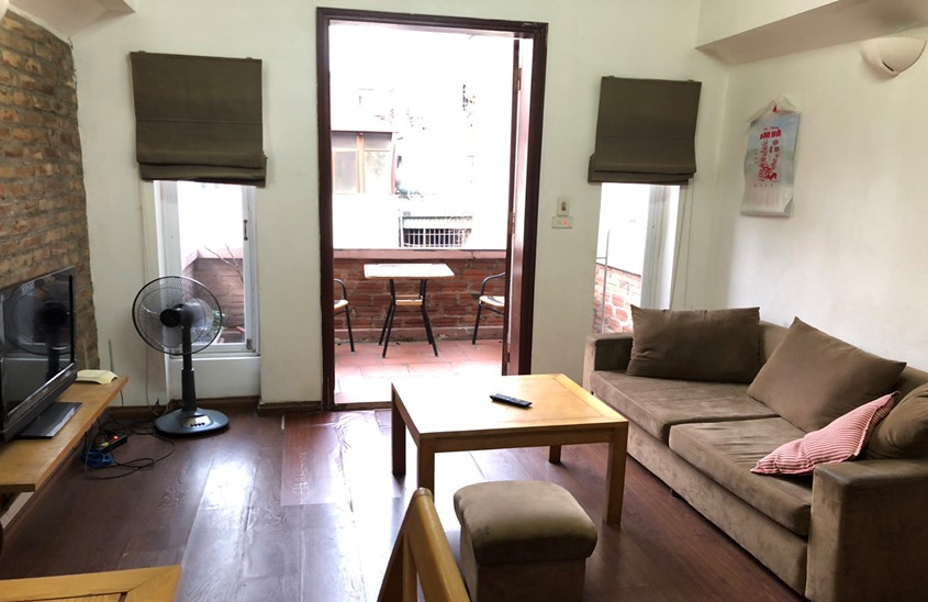 Cho thuê Serviced apartment 1N, 1K Ngõ 105 Phố Thụy Khuê, Tây Hồ. Nhà rộng thoáng. Chỉ 7tr.