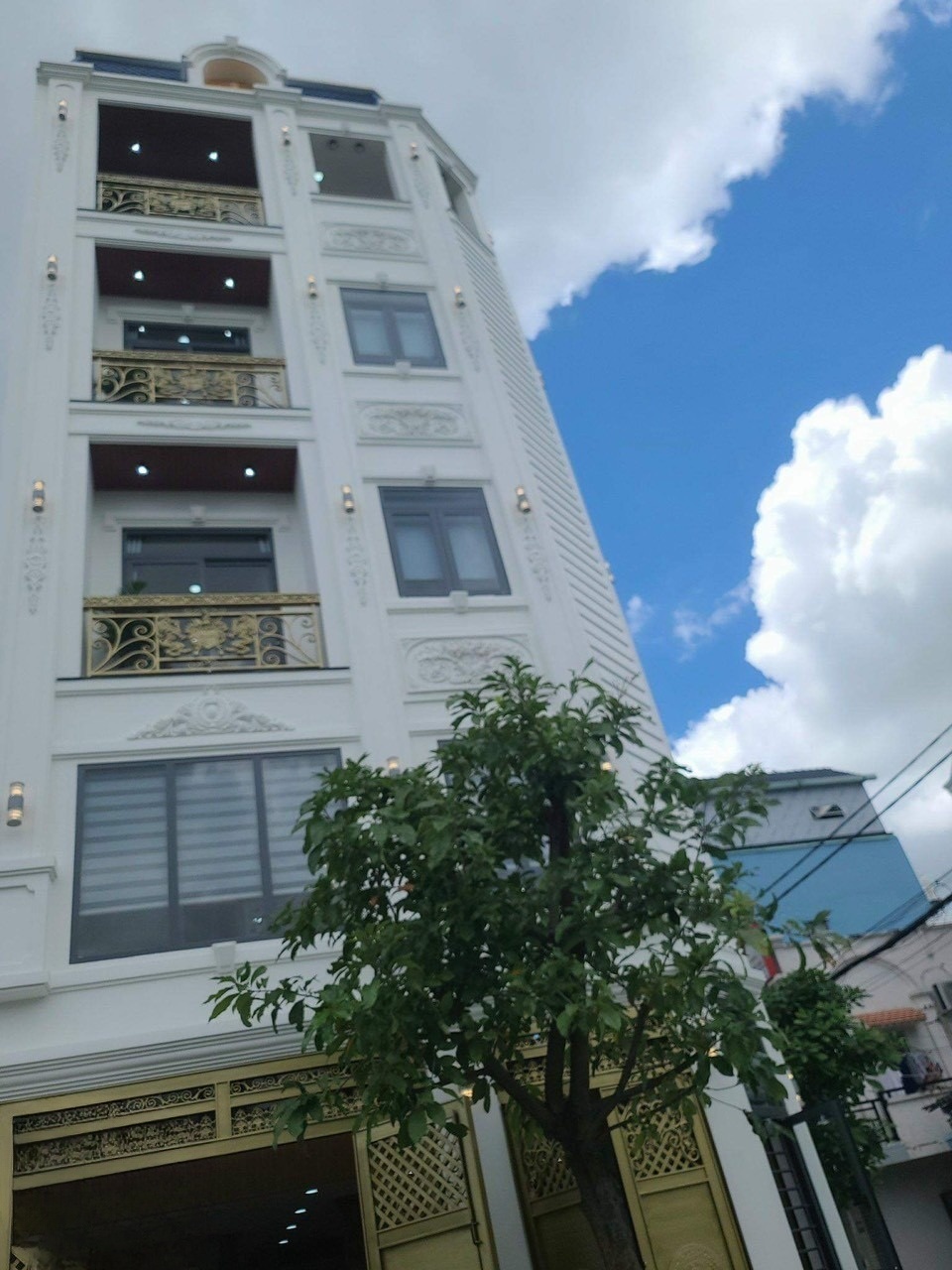 [BIỆT THỰ Q12] VIEW VIP LANDMARK 81, KHU PHÂN LÔ 6 TẦNG SÂN THƯỢNG - HXH VÀO NHÀ - CHỈ 7,x TỶ.