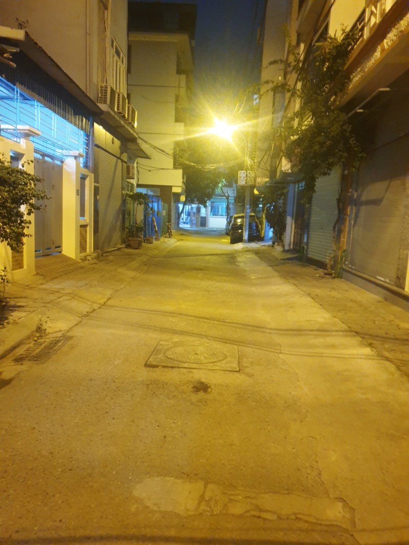 BÁN ĐẤT TƯ ĐÌNH LONG BIÊN - MẶT NGÕ TO HƠN PHỐ VỈA HÈ 2 ÔTÔ 7 CHỖ TRÁNH NHAU THOẢI MÁI-