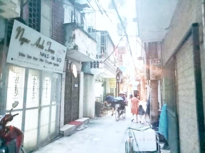 3.35 TỶ_651 MINH KHAI_KINH DOANH_Ô TÔ 5 CHỖ ĐỖ CỬA