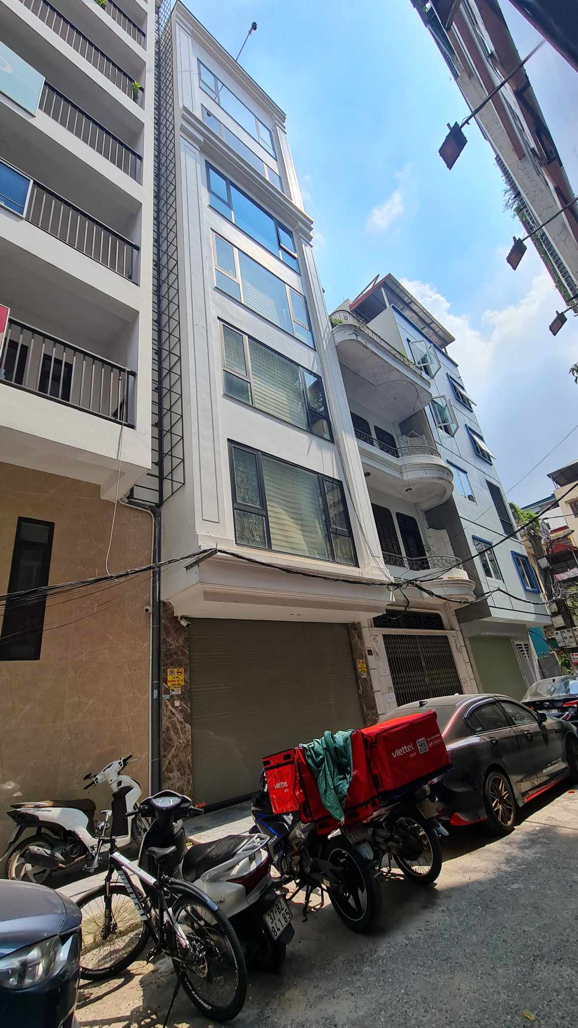 Phố Nguyên Hồng, Đống Đa, 52m2, 7 tầng, MT 4.1m, thang máy, ô tô tránh, kinh doanh đỉnh, giá 16 tỷ