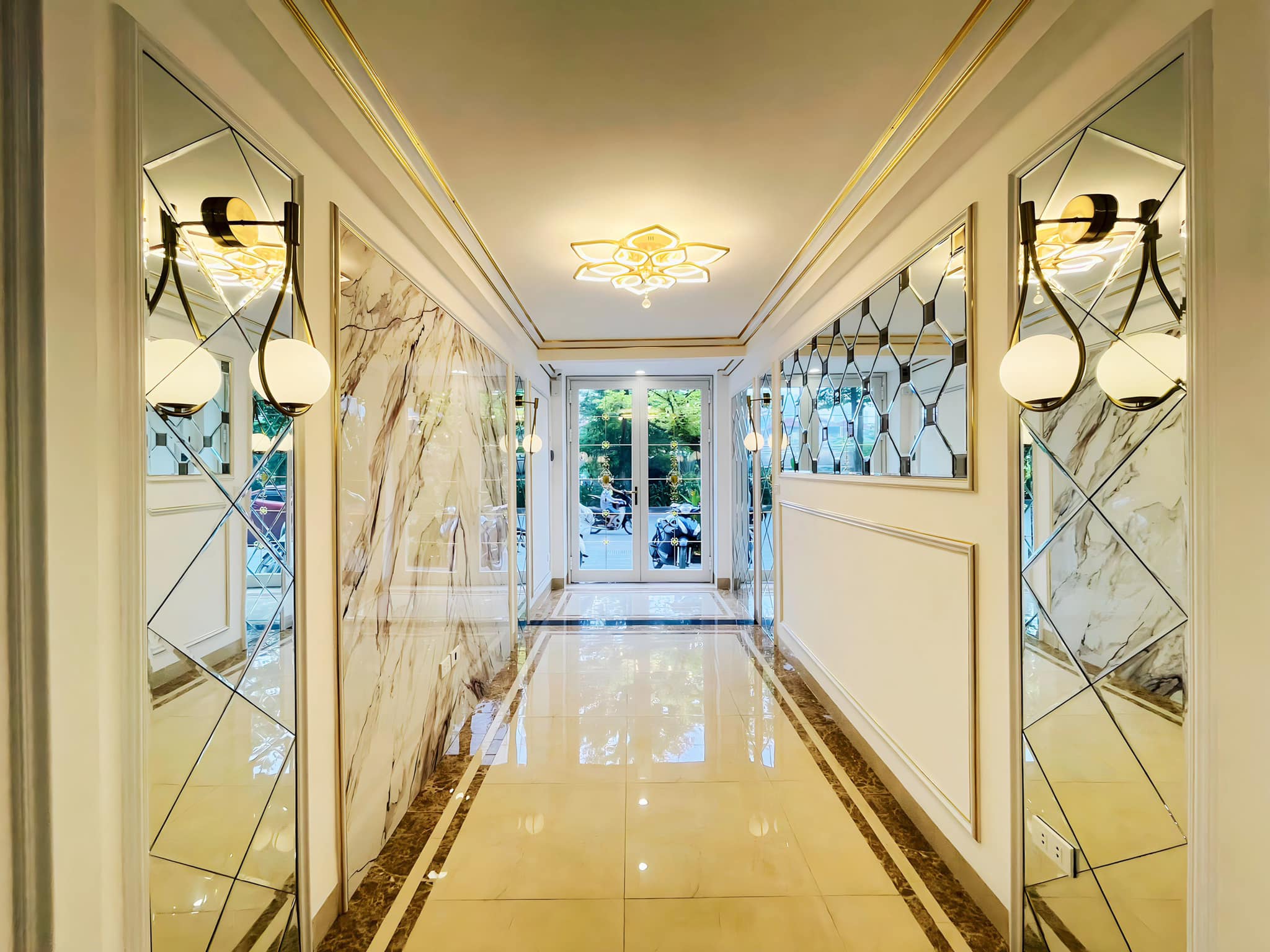 6 TỶ CÓ NGAY NHÀ MỚI ĐẸP MẶT PHỐ Q. BA ĐÌNH 6 TẦNG LỪNG LỮNG KINH DOANH VÔ ĐỊCH VỈA HÈ TO.