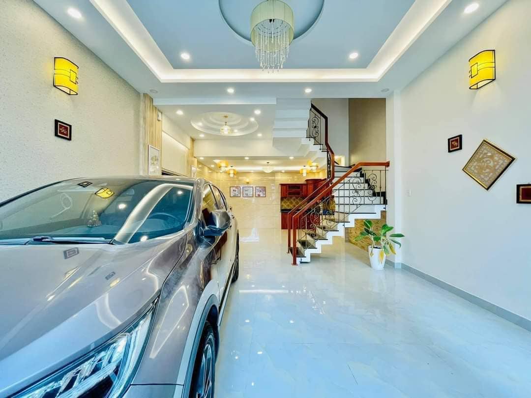 Bán Nhà Quang Trung Gò Vấp 70m2 4 Tầng Hẻm Xe Hơi Giá 6 Tỷ