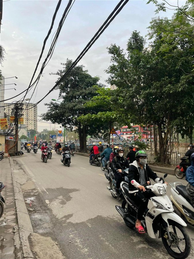 Bán nhà mặt phố Trịnh Đình Cửu - Định Công - Hoàng Mai giá 12 tỷ.