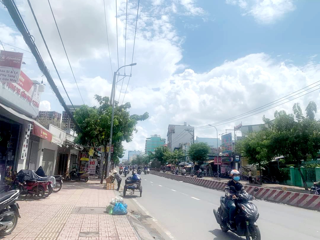 BÁ.N.GẤ.P NHÀ MỚI, MTKD HTP P PHÚ THUẬN Q7, 140m2, CHỈ 21T.