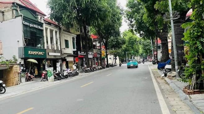 BÁN NHÀ MẶT PHỐ LÒ ĐÚC 30M2 5 TẦNG – 1 PHỐ 1 NGÕ - VỈA HÈ KINH DOANH SẦM UẤT – GIÁ 11.5 TỶ.