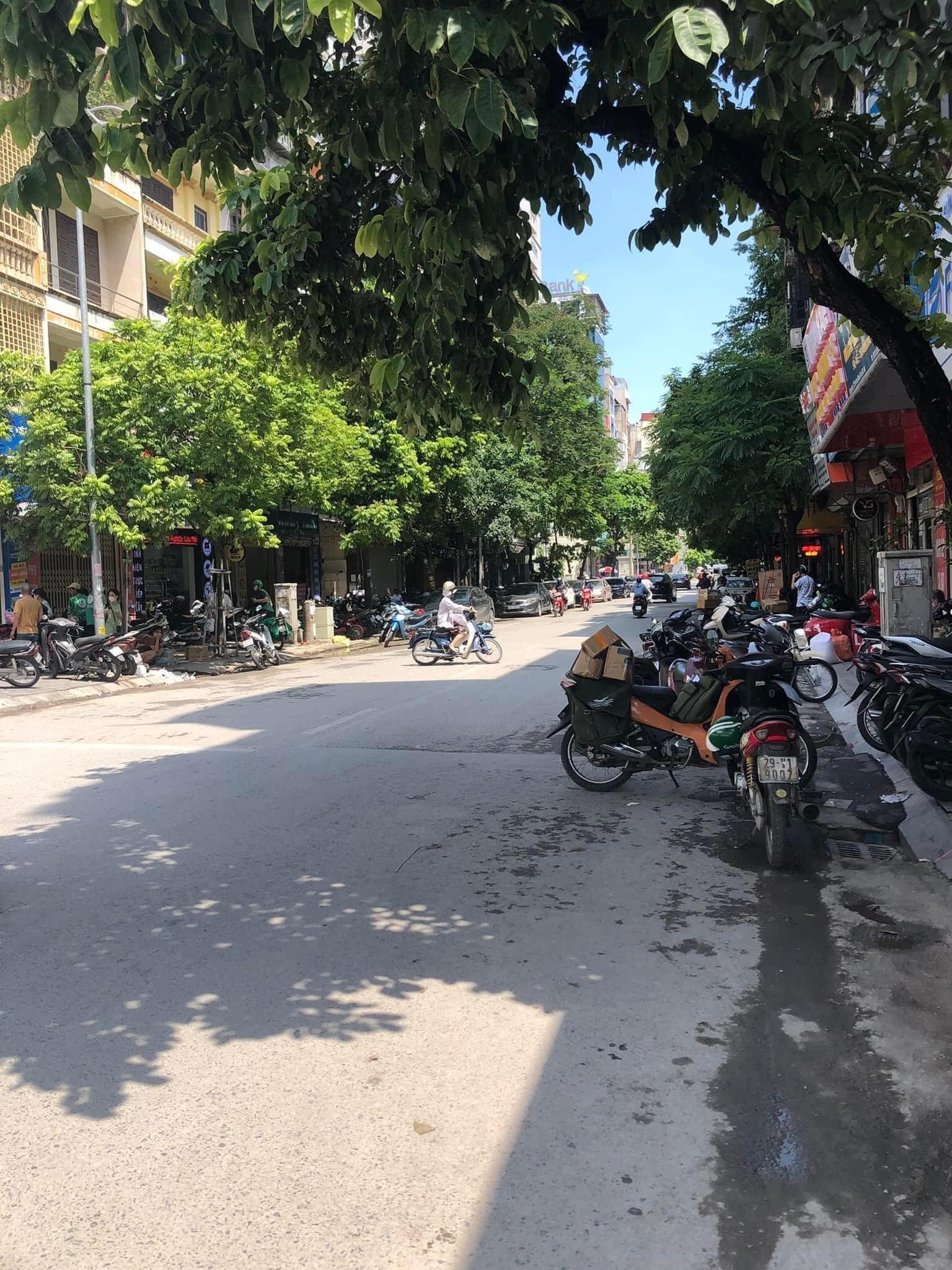 BÁN NHÀ MẶT ĐƯỜNG PHỐ VỌNG 62M2 5 TẦNG – MỘT MẶT PHỐ 1 NGÕ- KINH DOANH SẦM UẤT – GIÁ 17 TỶ.