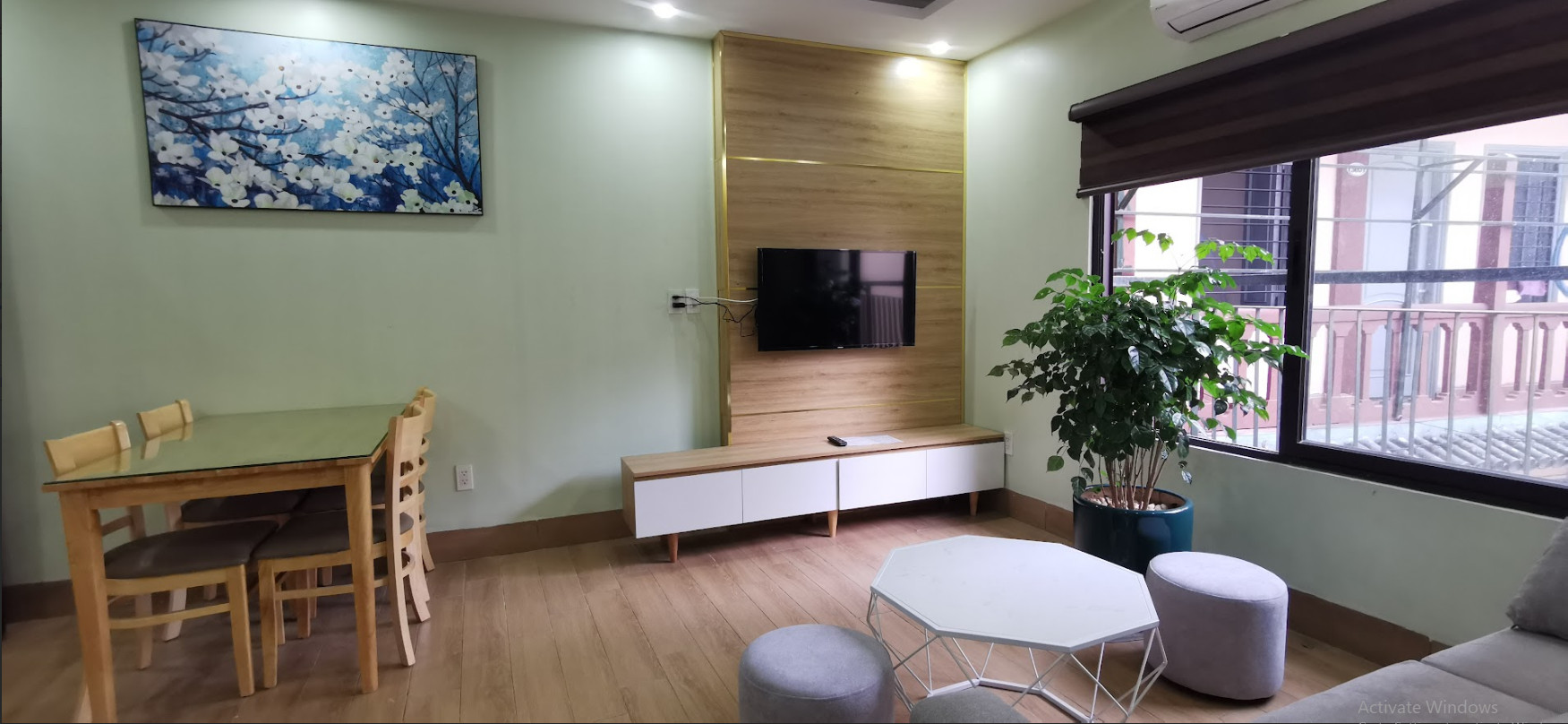 Cho thuê gấp CHDV 1N,1K siêu rộng Full đồ tại ngõ 294 Kim Mã, Ba Đình. Chỉ 9.5tr.