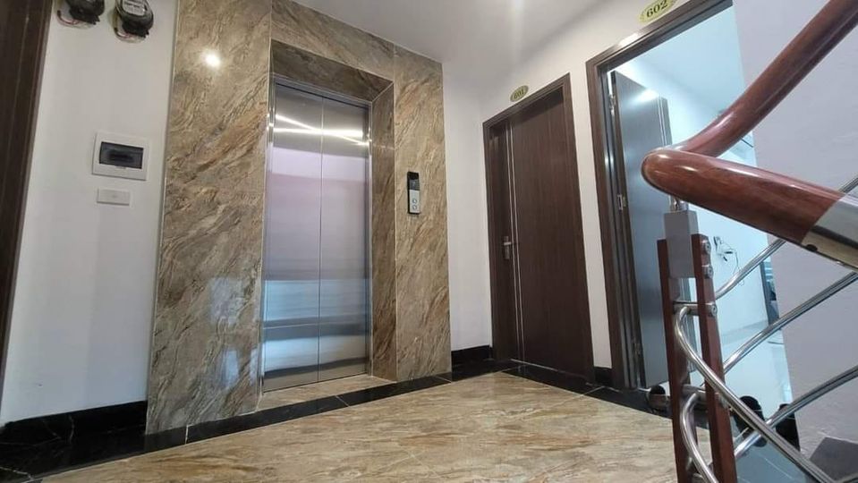 DỊCH VỌNG - CẦU GIẤY - GÀ ĐẺ TRỨNG VÀNG - CÓ 102 - TÒA NHÀ 7 TẦNG - THANG MÁY - FULL NỘI THẤT