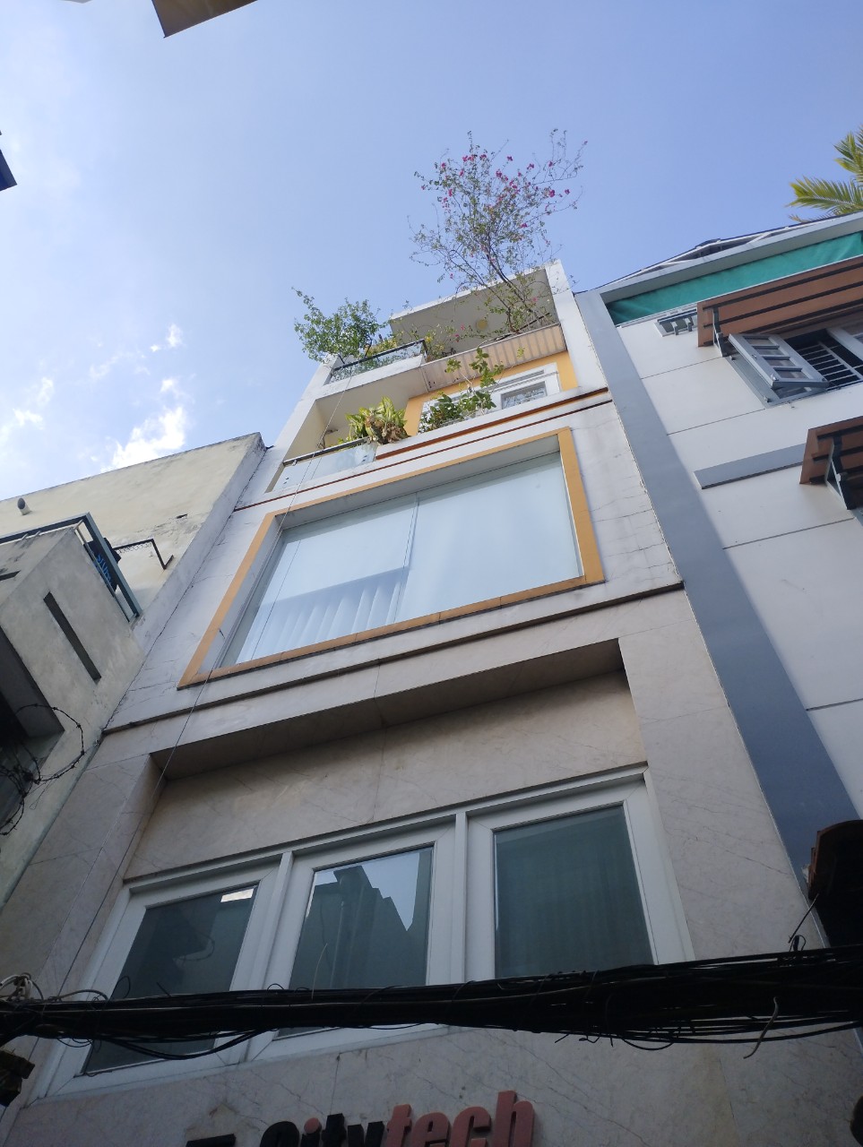 Bán Nhà Phạm Văn Hai - HXH Kinh Doanh - 32m2 - 4 tầng BTCT.