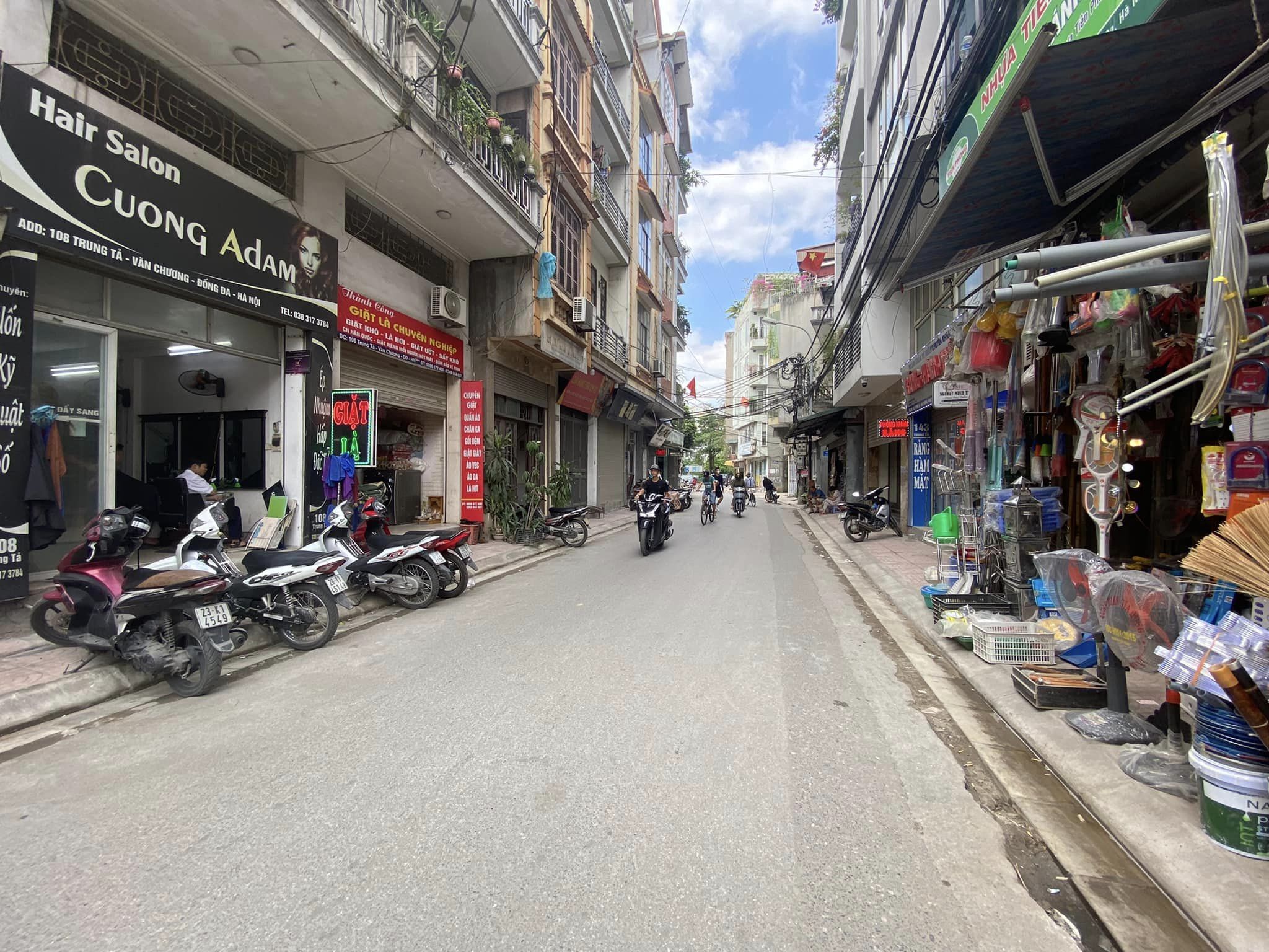 Bán nhà mặt phố Trung Tả, Đống Đa, vìa hè, ô tô tránh, tiện KD, 6 tầng 48m2 giá 12.8 tỷ.