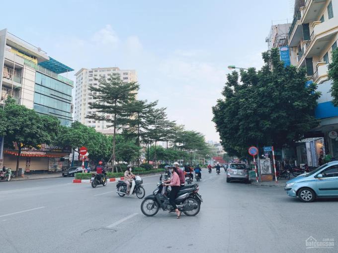 Bán đất Mặt Cổ Linh, Kinh doanh đỉnh, Vỉa hè rộng, 100 m2, MT 6,7 m, chỉ 27 tỷ..