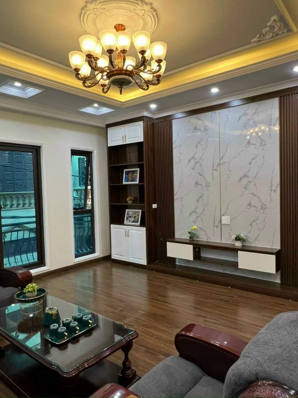 Nhà phố Tứ Liên, Tây Hồ, 99m2, mặt tiền 6m, giá 13.9tỷ, Kinh doanh, Ô tô