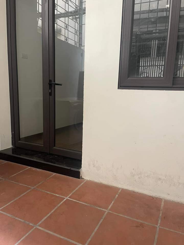 Cần bán nhanh nhà Tô Hiệu, Hà Đông, Hà Nội Diện tích: 49m² Nhà xây: 3 tầng Mặt tiền: 3.2m Giá chào bán: 5.6 tỷ