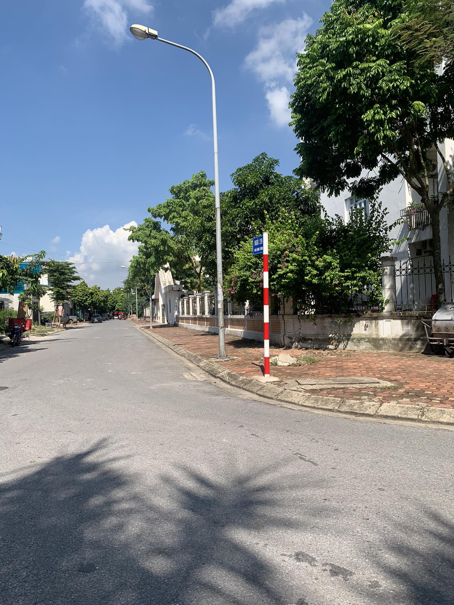 Bán 100m2 đất KĐT 31Ha Trâu Quỳ, Gia Lâm giá nhỉnh 10.5 tỷ.