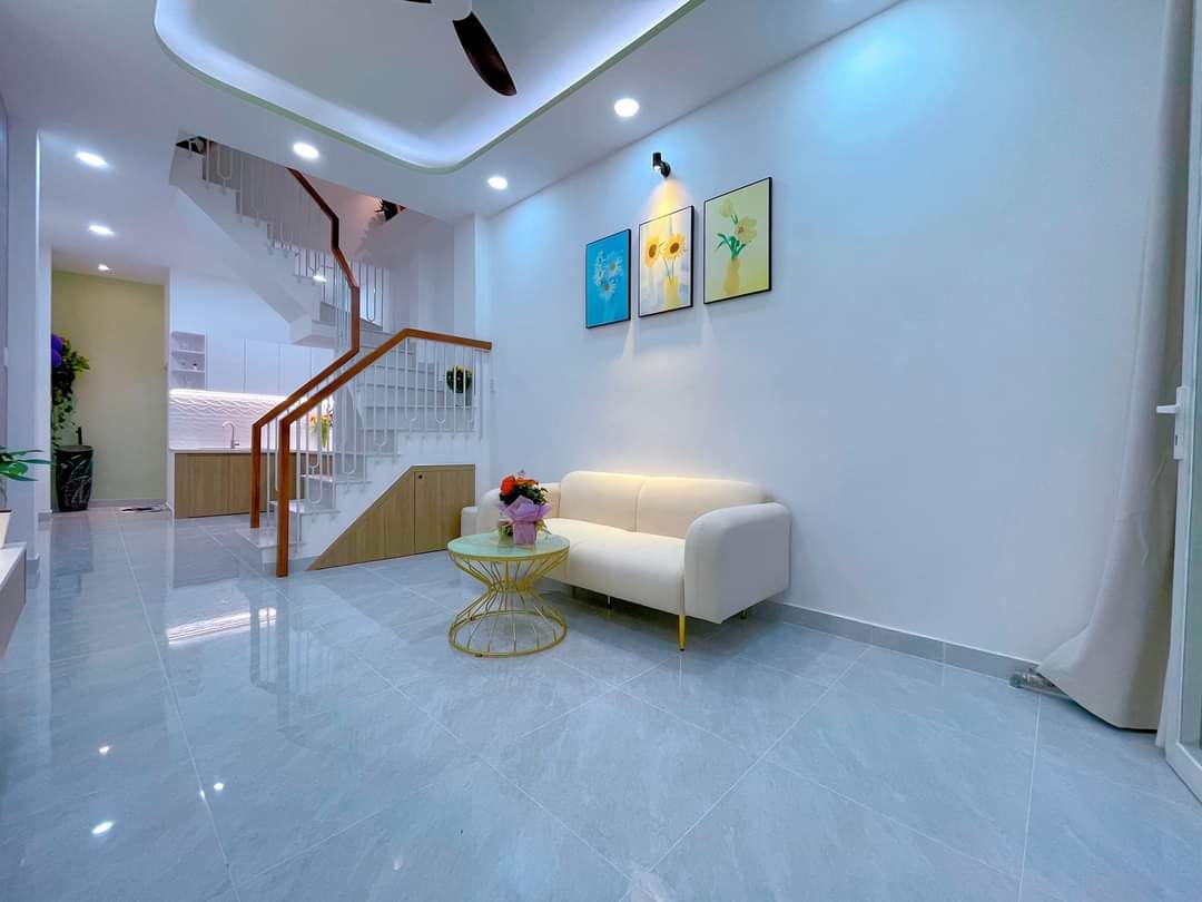 Bán Nhà Nguyễn Kiệm Gò Vấp 35m2 Giá 4 Tỷ X Cao 3 Tầng Hẻm Xe Hơi.