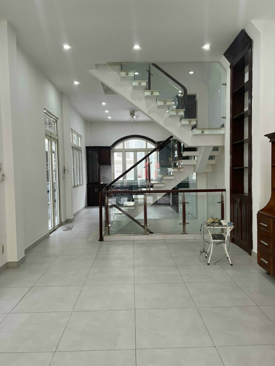 Cho thuê căn góc 2 mặt tiền 7x17m đường Lam Sơn và Phan Đăng Lưu.