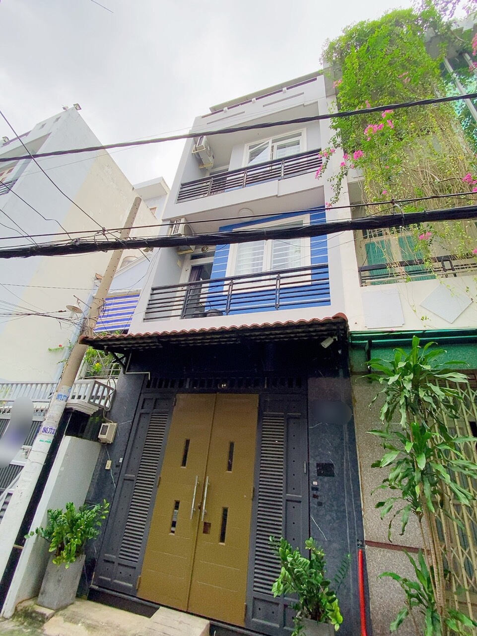 Bán nhà hẻm xe hơi 6m thông đường Lê Văn Phan,DT:4x12.5m đúc 3 lầu giá 6.8 tỷ.