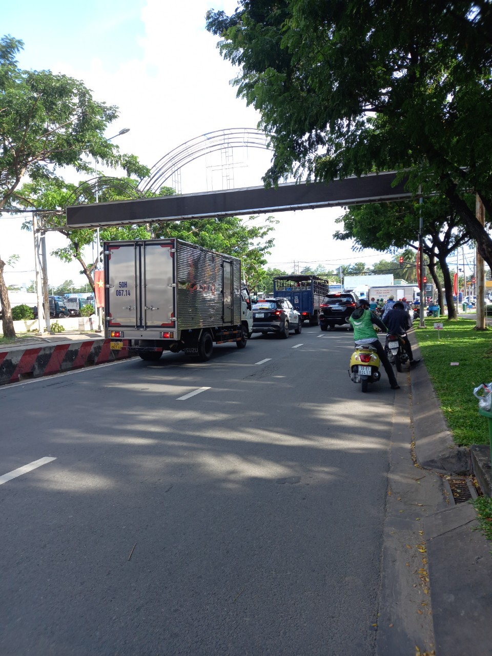 Bán gấp nhà Thô tại Thới An đường Lê Thị riêng dự án Tân Nhã Vinh ,quận 12, thành phố Hồ Chí Minh.