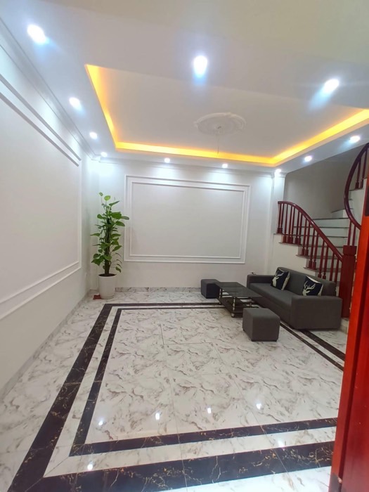 Căn nhà 4 PHÒNG NGỦ tại NGUYỄN VĂN LINH, giá tốt nhỉnh 3 tỷ .Bạn có nên sở hữu?