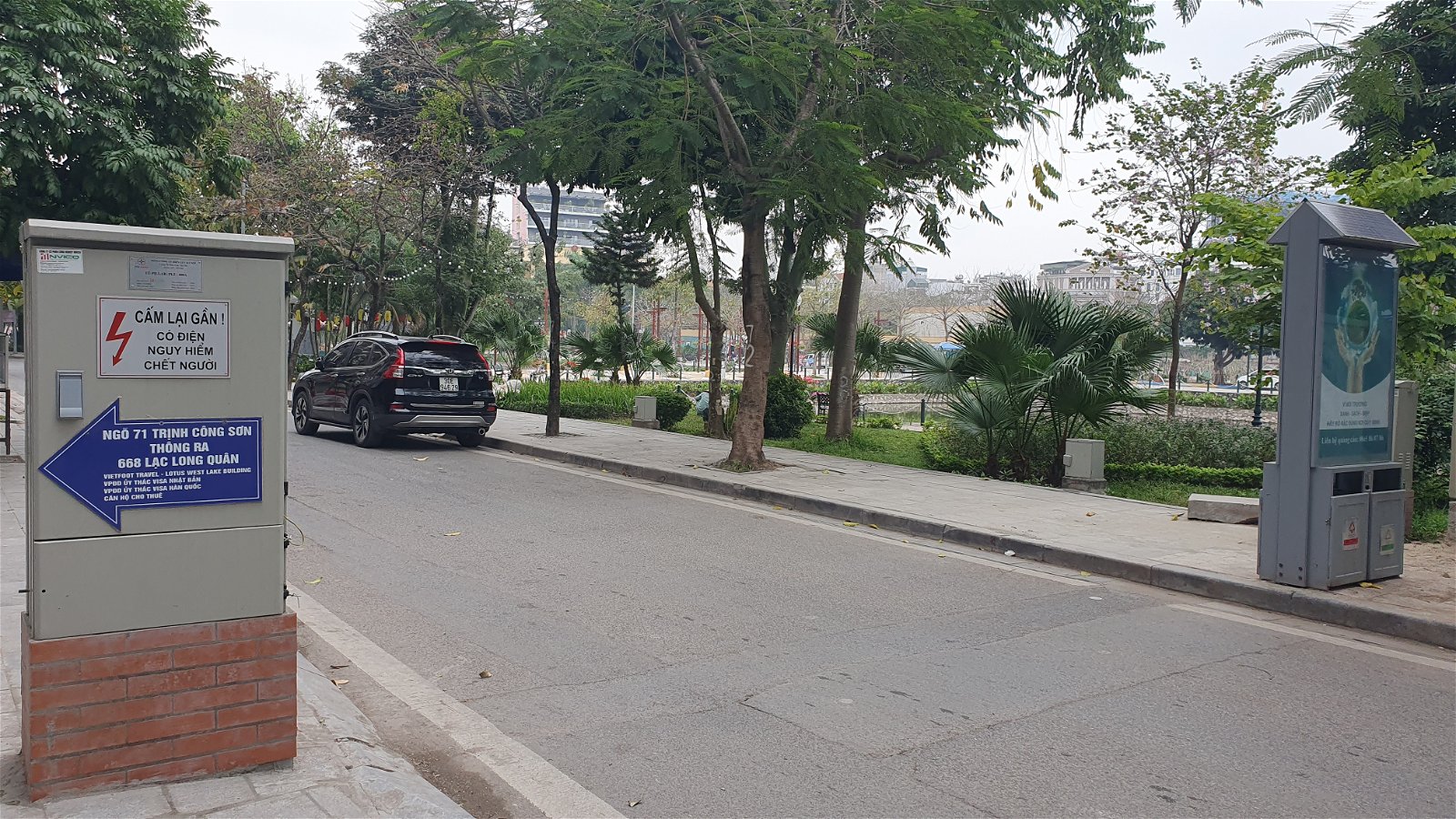 Bán đất ngõ 668 Đường Lạc Long quân, Tây Hồ, diện tích 136m2 Mặt tiền 9m giá 15 tỷ.