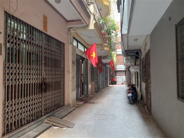 Cần Bán Nhà Thái Hà, Trung Tâm Đống Đa, Vị Trí đẹp, khu Phân Lô ô tô, Gần Phố, DT40m, 4Tầng, MT4m- Chỉ 7,5 tỷ