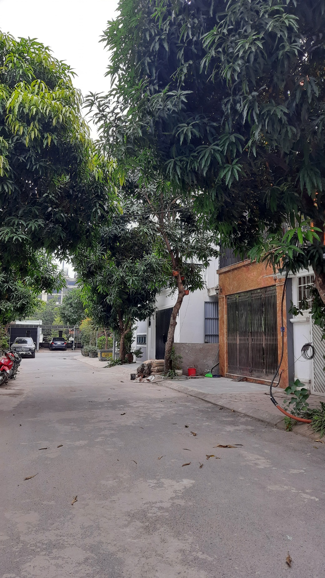 Bán nhà Liền kề Khu nhà ở Bộ Công an - Định Công, Hoàng Mai diện tích 65m2, 4 tầng, OTO