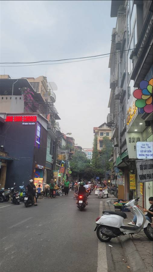 Bán nhà phố Đoàn Thị Điểm, Đống Đa diện tích 33m2, 5 tầng LÔ GÓC, cách mặt phố 20m. Lh 0912929280