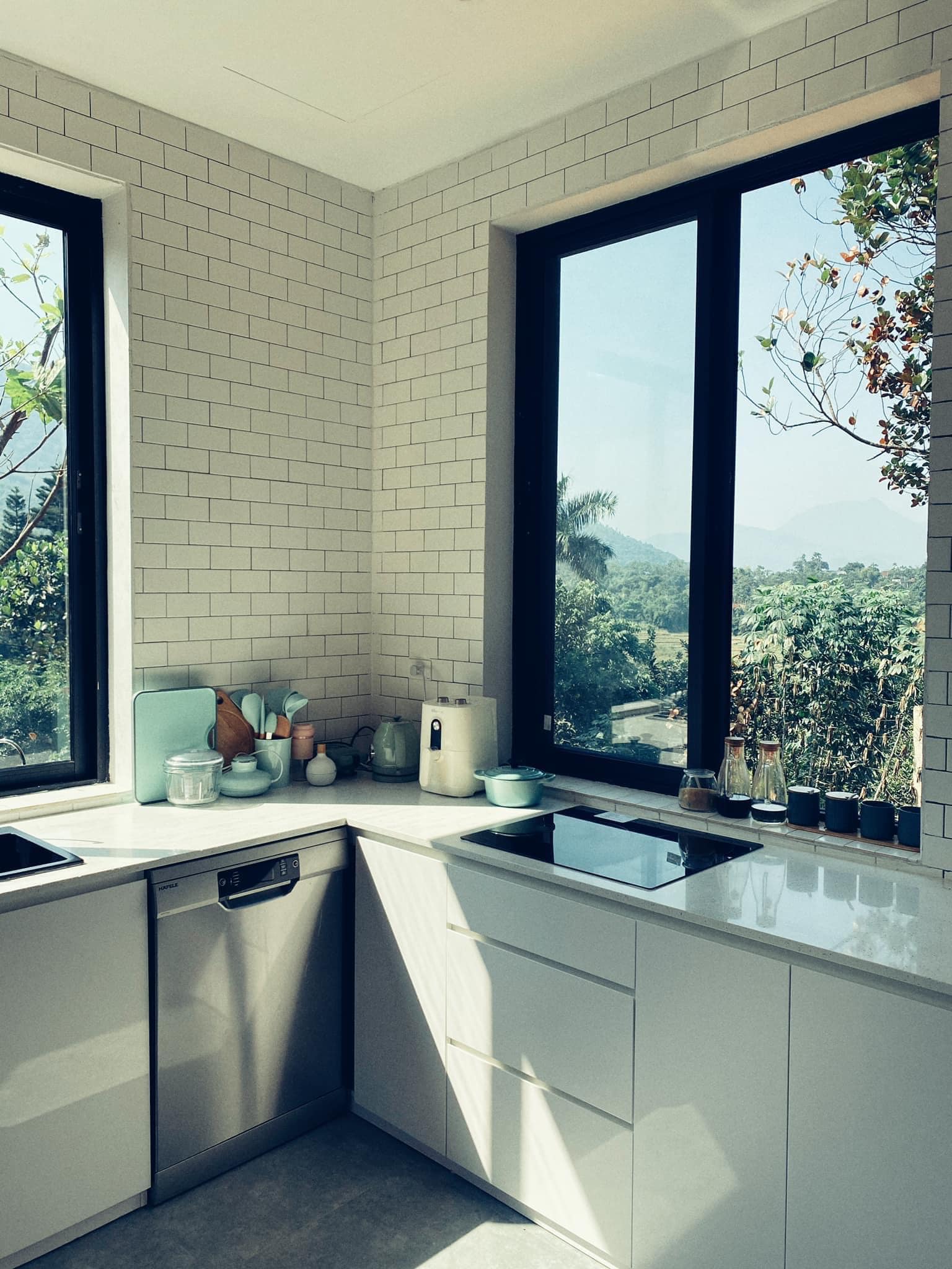 Bán tòa nhà 5 tầng mặt phố Xô Viết Nghệ Tĩnh – Hòa Cường Nam – Hải Châu.