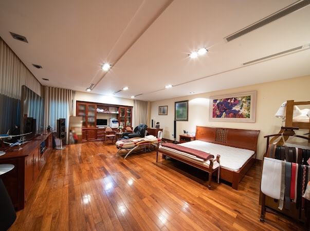 MẶT PHỐ, TỪ HOA, 132m x 7 tầng, MT 6 m, giá 101 tỷ..