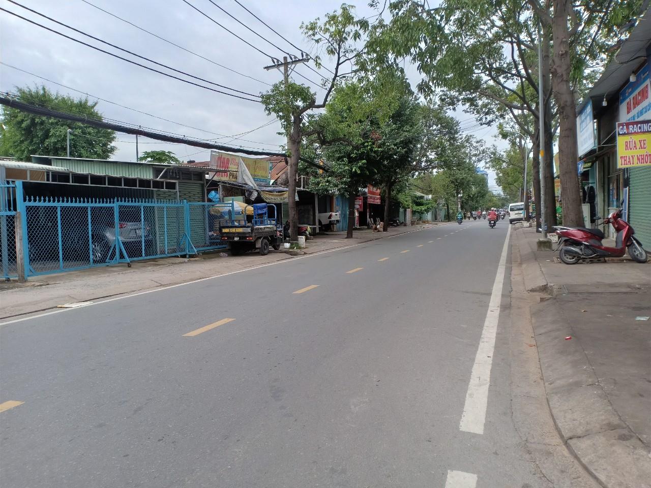 Bán gấp nhà mặt tiền đường 24, Linh Đông Thủ Đức, 95m2, 2 tầng, giá chỉ hơn 6 tỷ..