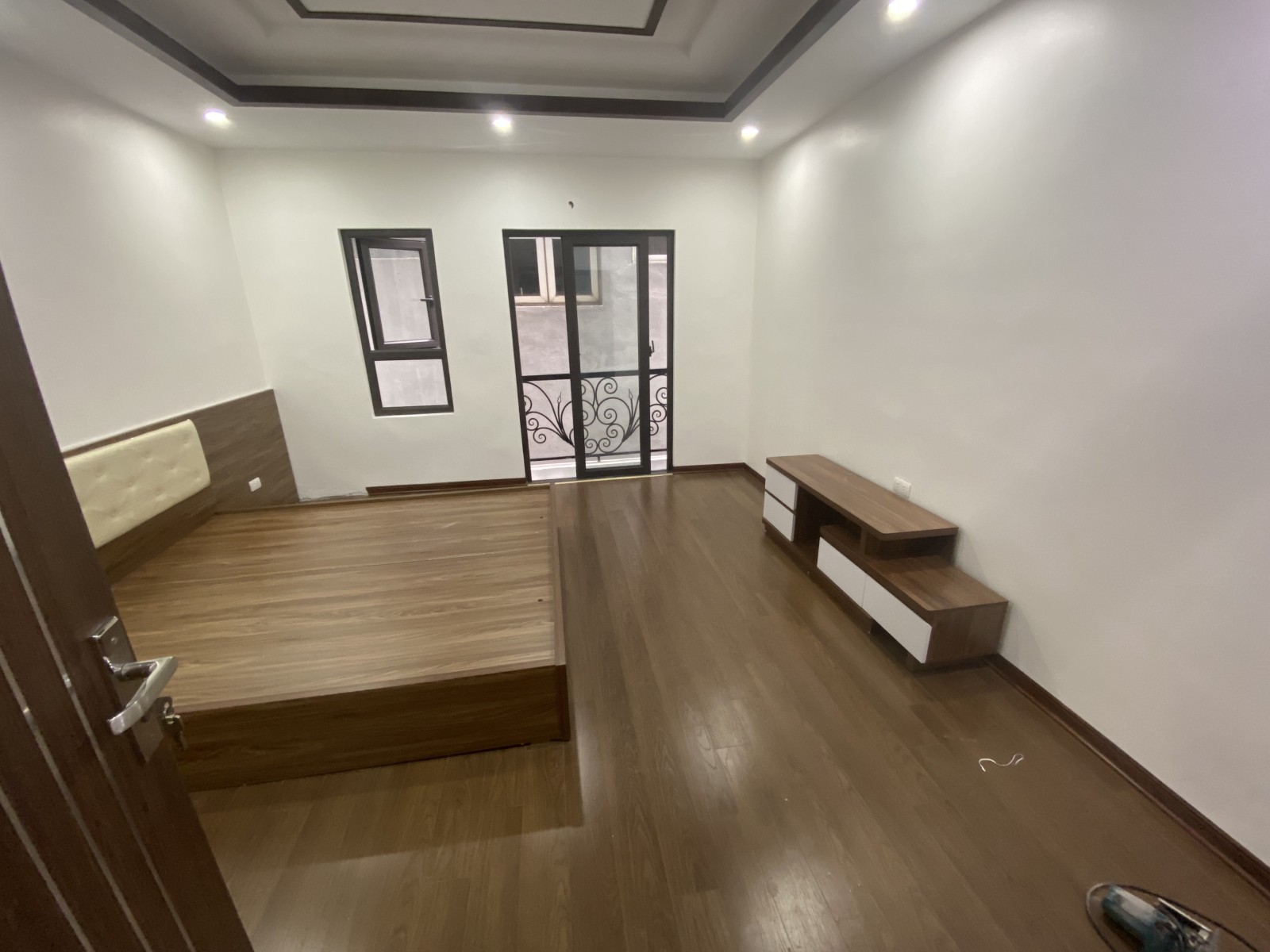 HÀNG HIẾM : Bán nhà Đại La , 52m2 , 4,4 tỷ , mặt tiền 6m , Nhà cực thoáng , dân xây chắc.