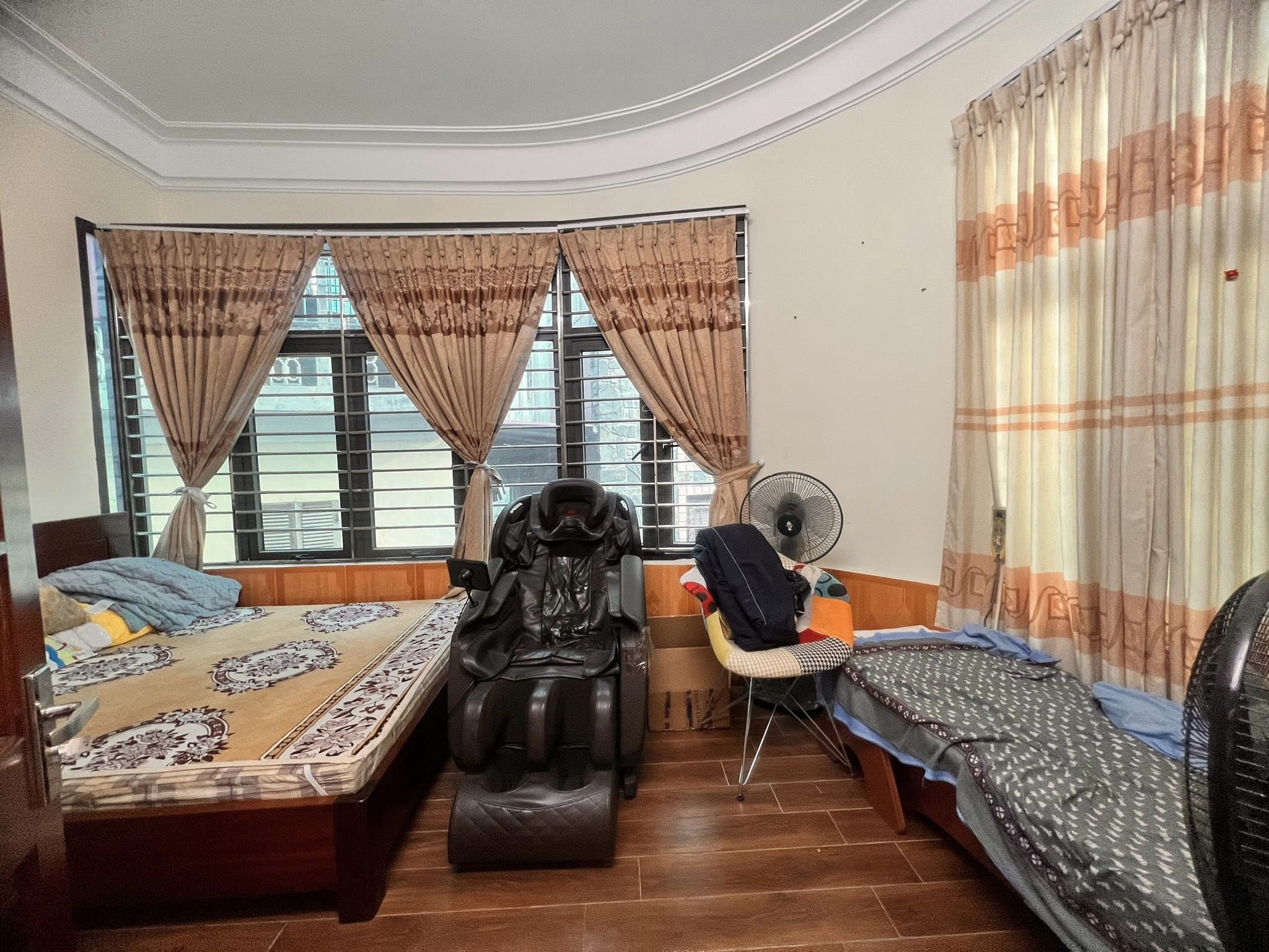 Bán nhà ngõ Đội Cấn Ba Đình 50m2 x 5T.