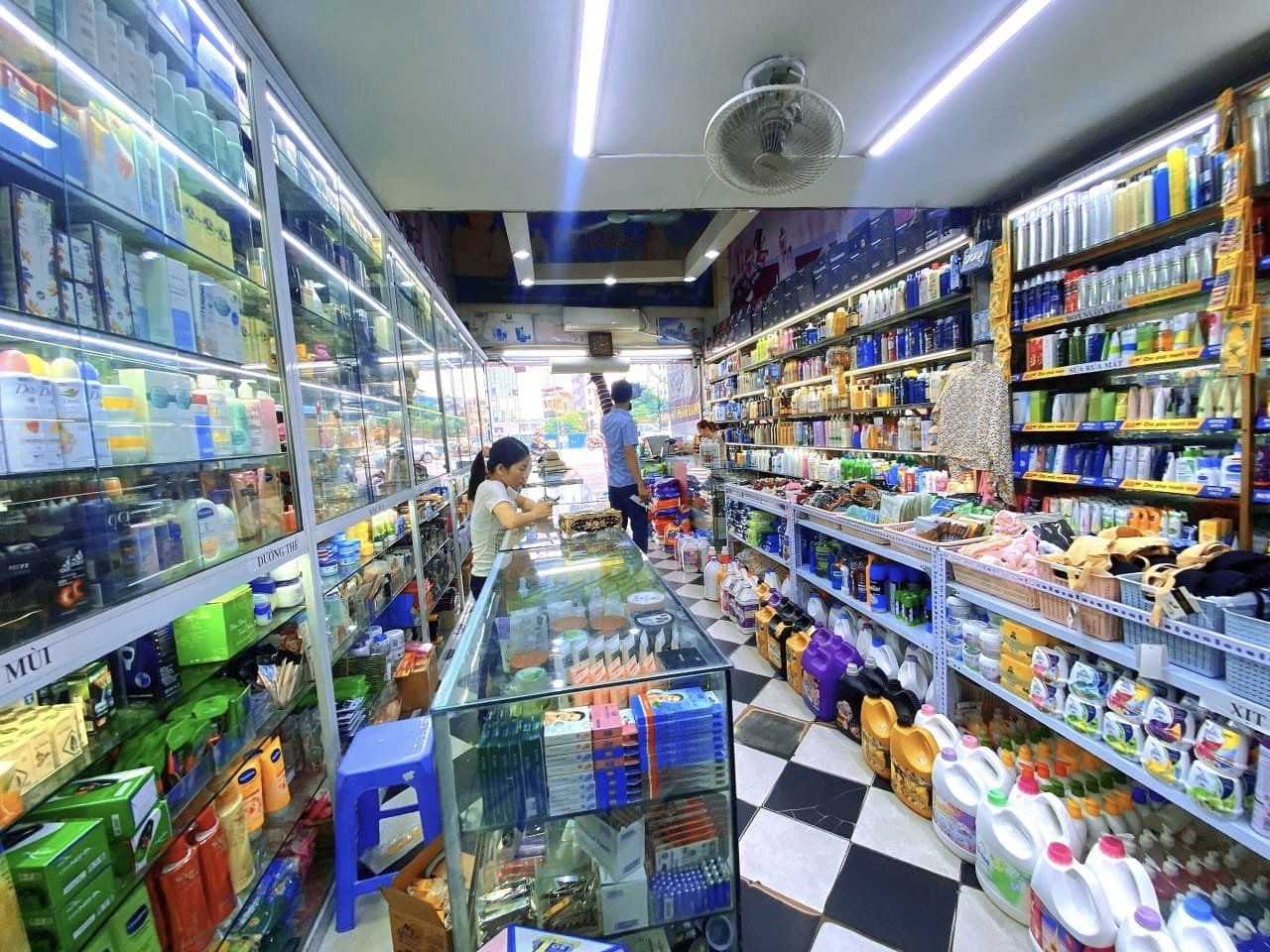 BÁN NHÀ MẶT PHỐ GIẢNG VÕ, ĐỐNG ĐA, VỈA HÈ, KINH DOANH, 79M2 x 5T, MT 6M, CHỈ 25.9 TỶ