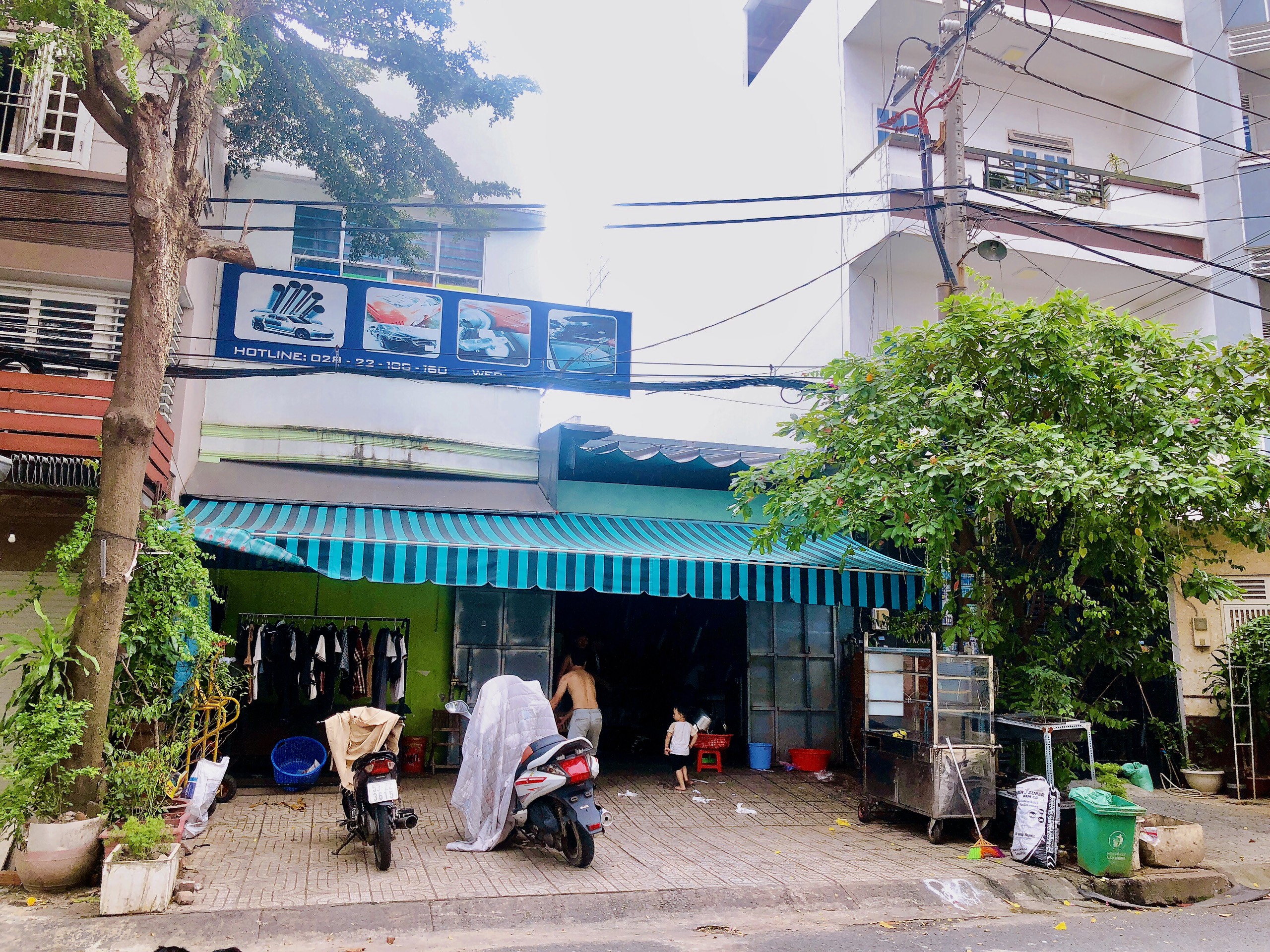 Bán nhà khu vip đường 12m Tân Sơn Nhì,DT:8x18m nhà cấp 4 giá 22 tỷ.