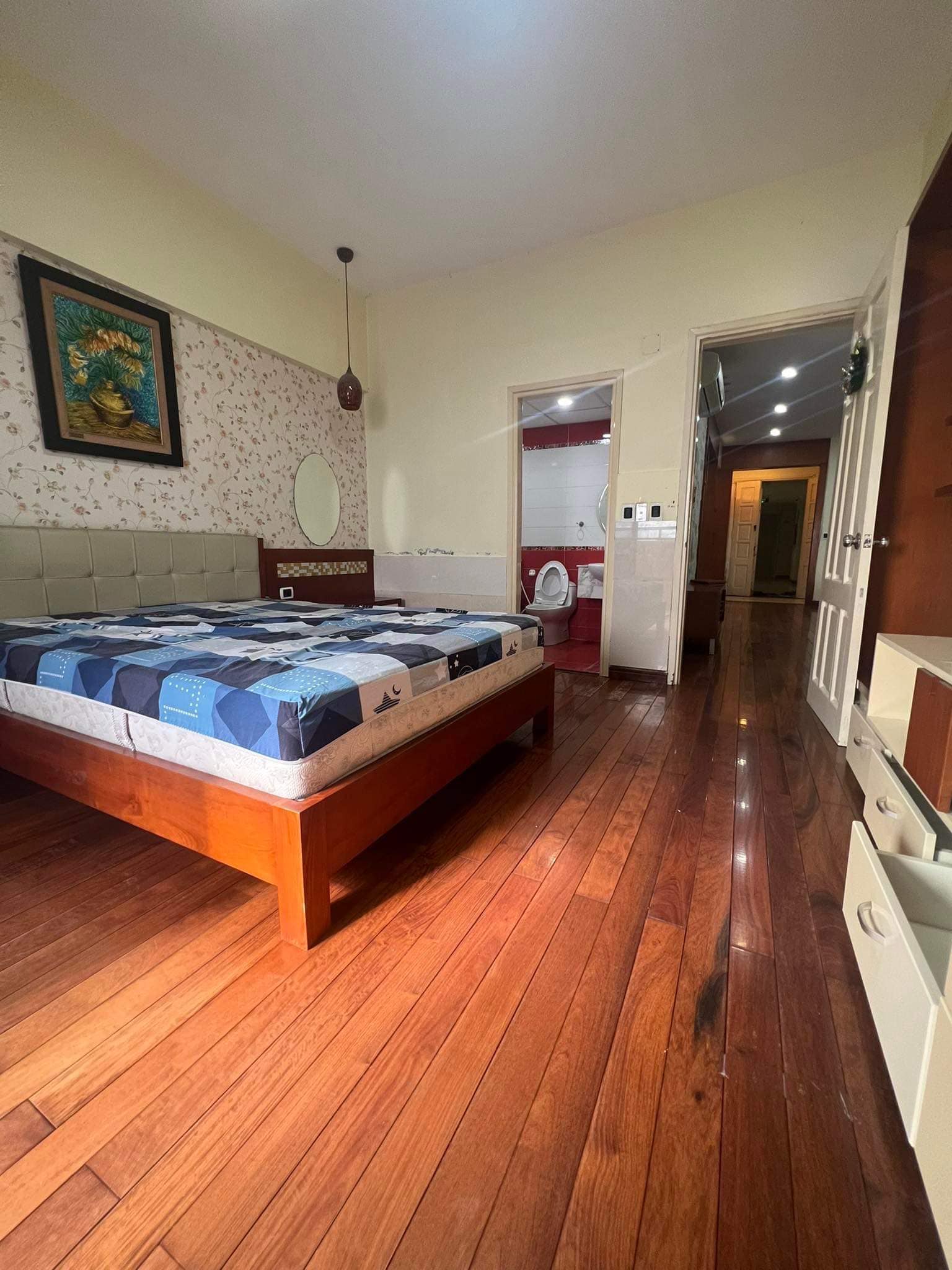  49m2