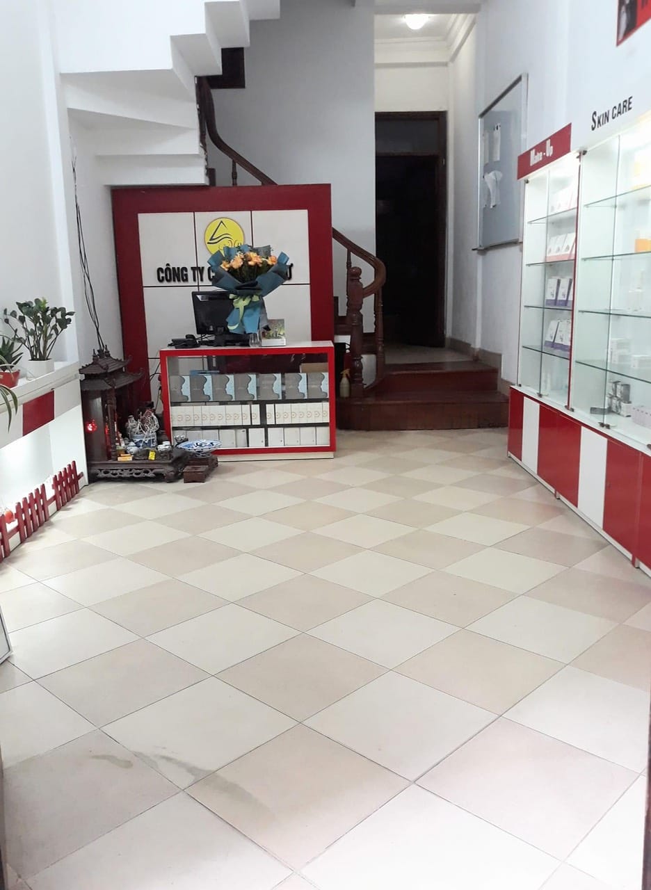 ĐẦU TƯ Nguyễn Khang 40m 4T, ô tô 15m, ngã tư Thành Thái-Nguyễn Văn Huyên, 6.7 tỷ.