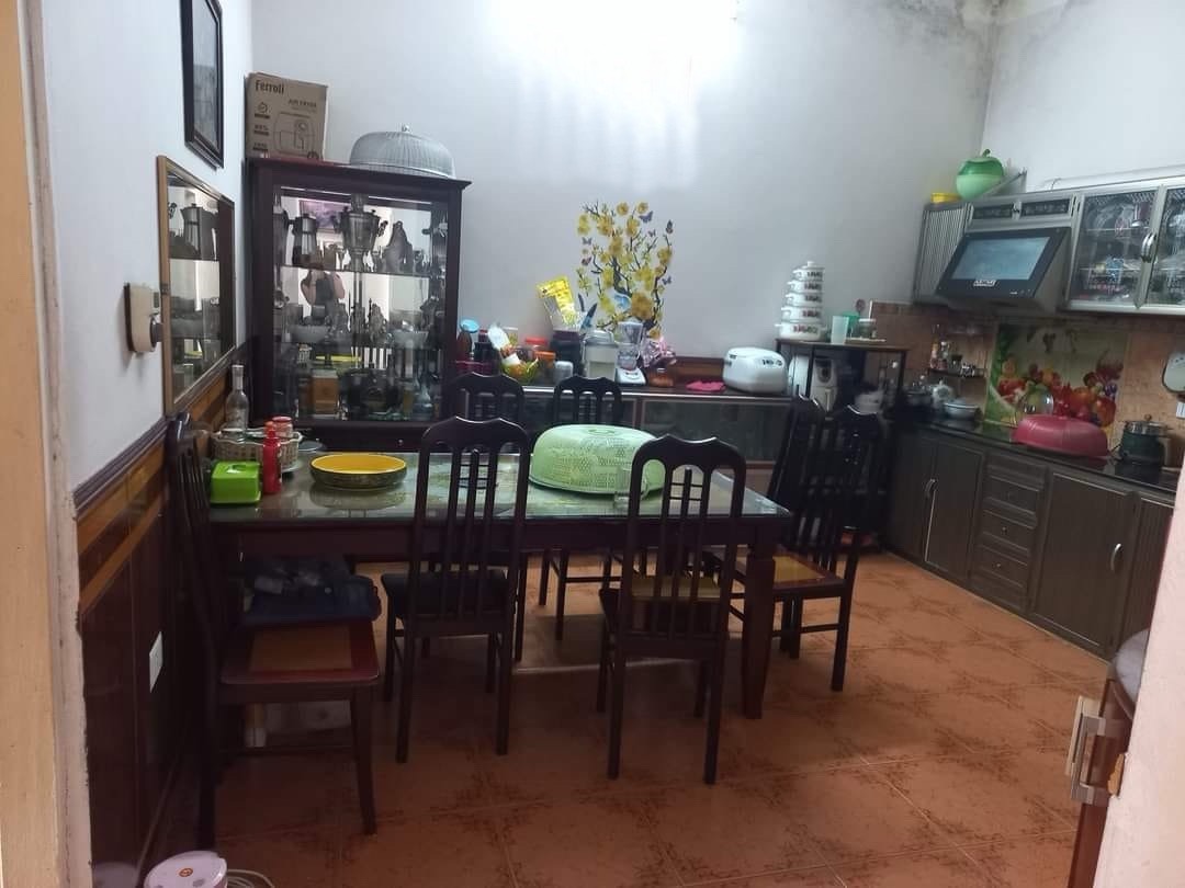 NGÕ TO NHƯ PHỐ-VỈA HÈ-ÔTÔ TRÁNH-MẶT TIỀN RỘNG-KINH DOANH-52M 9xTỶ-NGỌC LÂM.