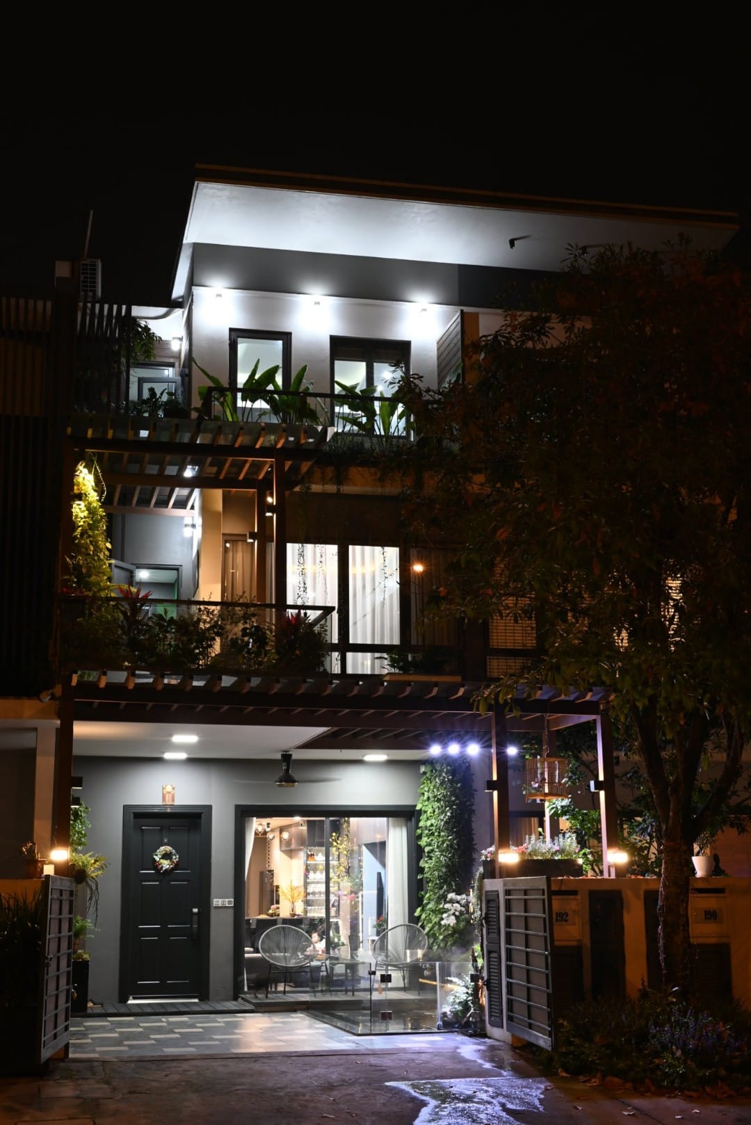 Bán Biệt Thự KĐT Gamuda Gardens 115m2, 4 tầng, MT 5,5m giá 2x tỷ.