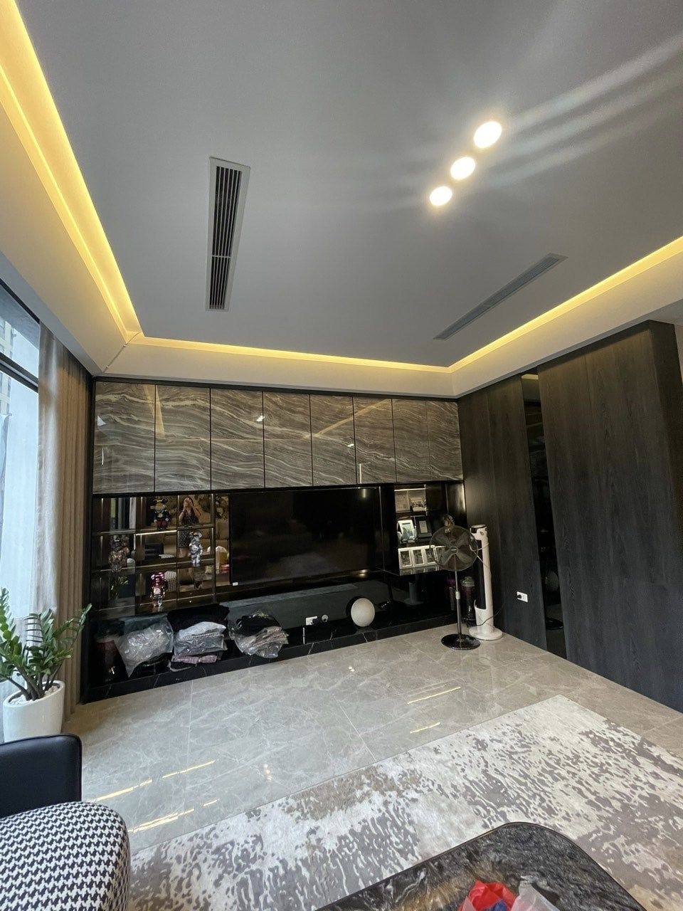 52m2