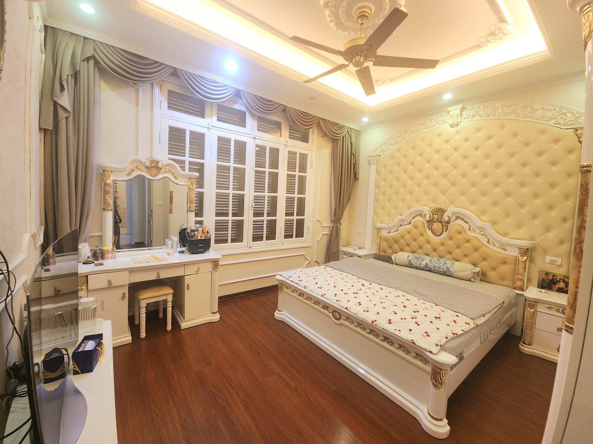 BÁN BIỆT THỰ CÁT LINH, Ô TÔ TRÁNH, 3 THOÁNG, 102M2 4T MT8M, GIÁ 14.5 TỶ.