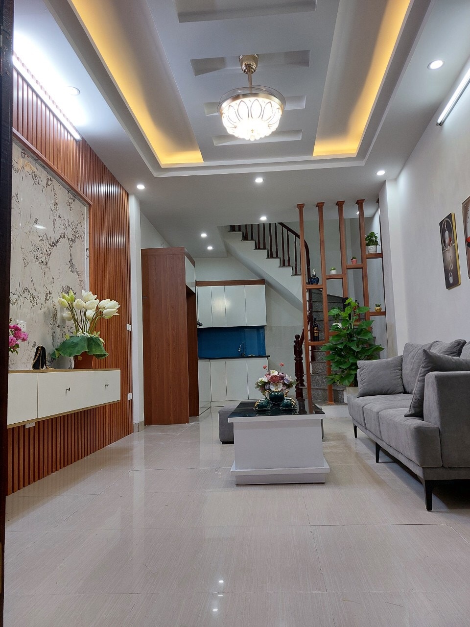 Nhà Thanh Xuân 35m 5 tầng 3 pn rộng , gần oto,sát phố, ngõ thông , kinh doanh chỉ nhỉnh 3 tỷ