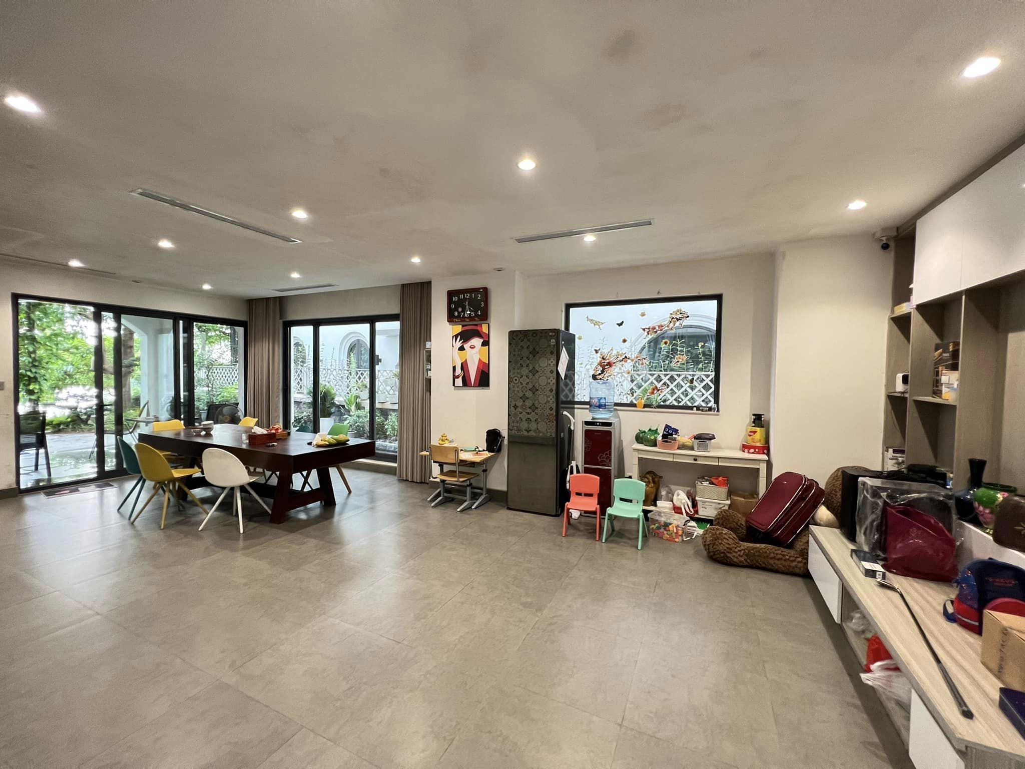 Bán nhà 6 tầng phố Hoàng Quốc Việt, Cầu Giấy, phân lô, ngõ ô tô, 97m, Mặt Tiền 6.3m, 33.5 tỷ.