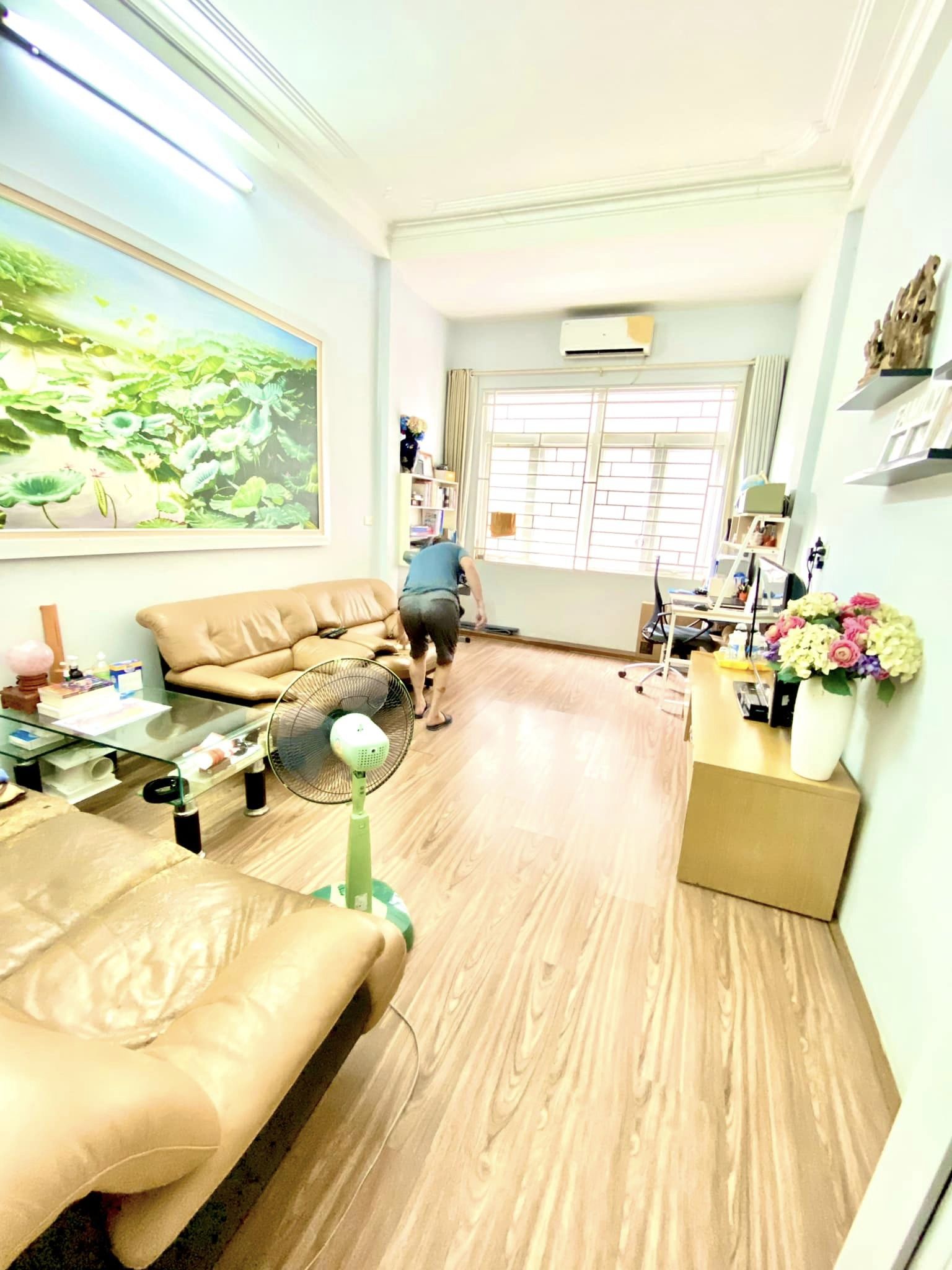 BÁN NHÀ MỚI PHỐ ĐÀO TẤN QUẬN BA ĐÌNH 5.6 TỶ 45m 4T MT 4.6m GẦN PHỐ THOÁNG TRƯỚC SAU