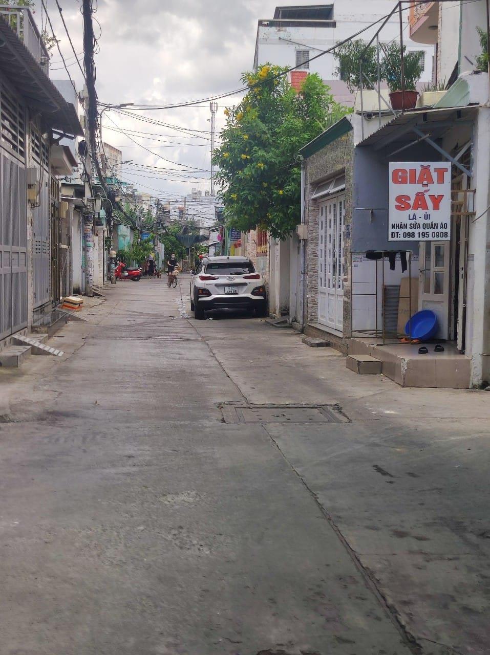 62m2